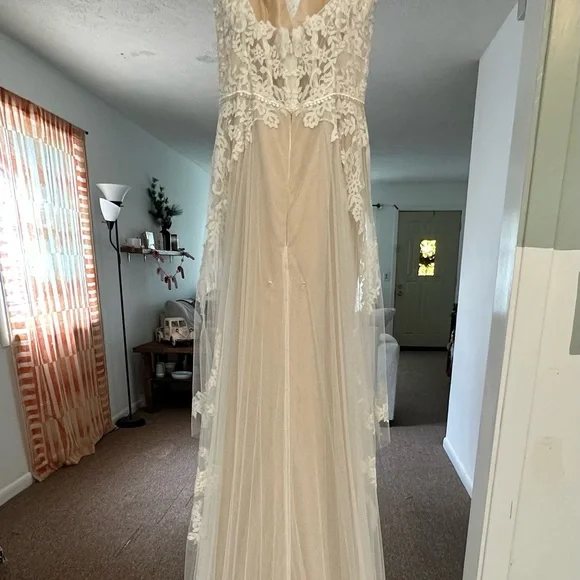 Ti Adora by Alvina Valenta Bridal Gown - Picture 2 of 5